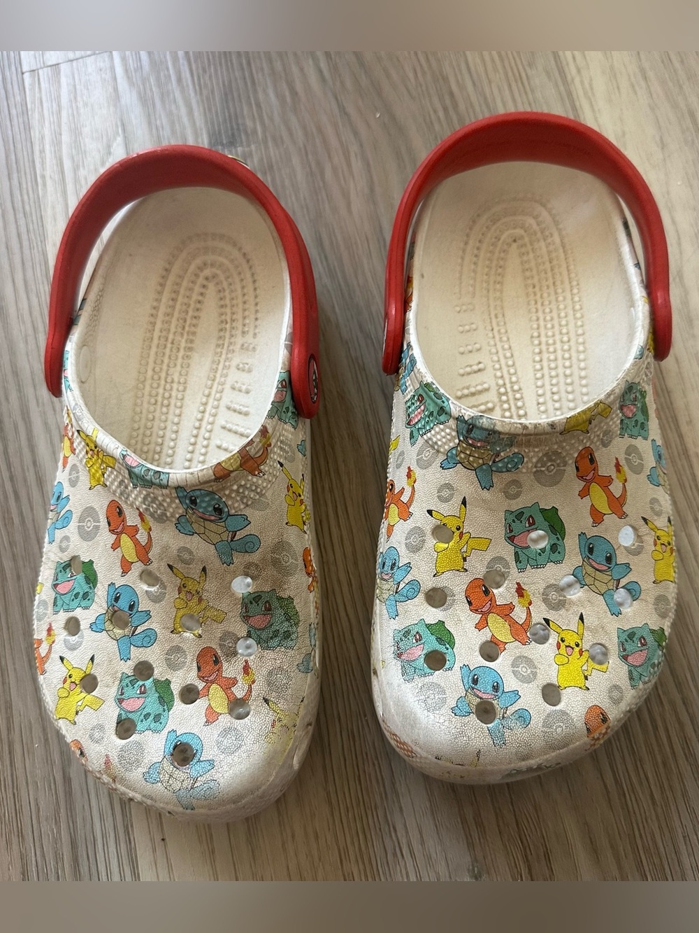CROCS Kids Pokémon Clog Limited Edition J2 boys girls - Picture 1 of 4